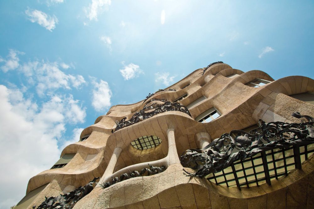 Top 10 Traumziele - Barcelona, Spanien, Gaudi building